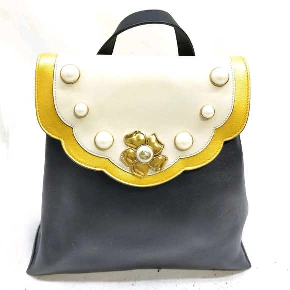 GUCCI (LNC) PEARL PEONY CHAIN BACKPACK - Picture 1 of 16